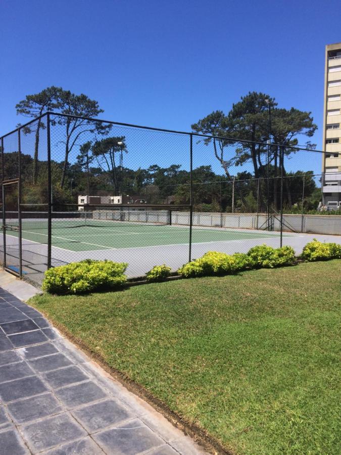 Appartamento Edificio Jardines Del Country Piso 19 Punta del Este Esterno foto