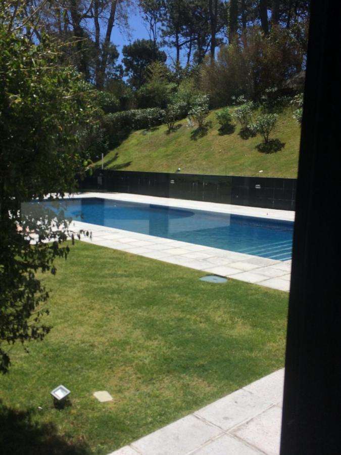 Appartamento Edificio Jardines Del Country Piso 19 Punta del Este Esterno foto