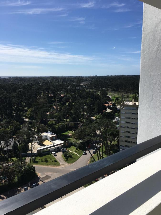 Appartamento Edificio Jardines Del Country Piso 19 Punta del Este Esterno foto